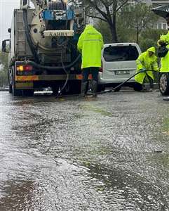 MUSKİ ekiplerinden yağmur mesaisi haberi