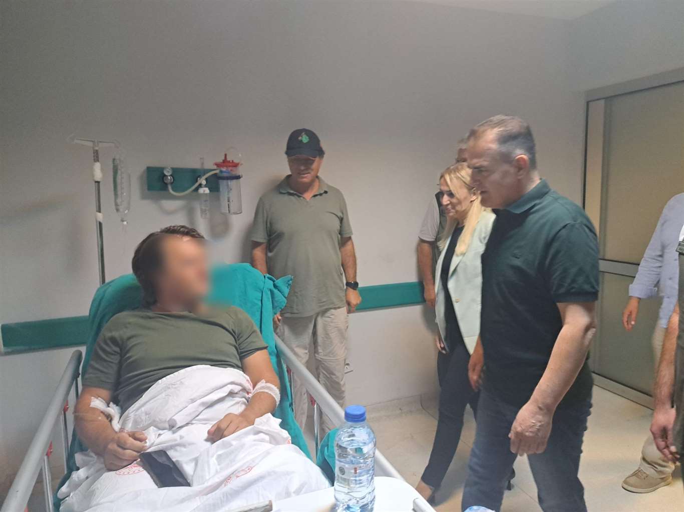Yangın söndürme uçağı tarlaya acil iniş yaptı: Pilot sağ kurtuldu haberi