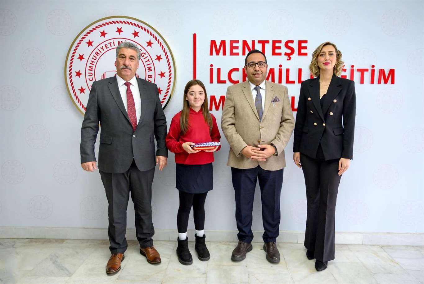 Muğla'daki yarışmada birinci olan Özdemir, Türkiye finallerine katılacak haberi