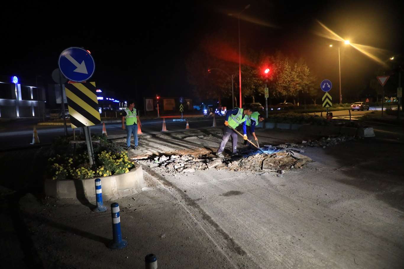    Menteşe'de 17,5 milyon liralık yol çalışması sürüyor haberi