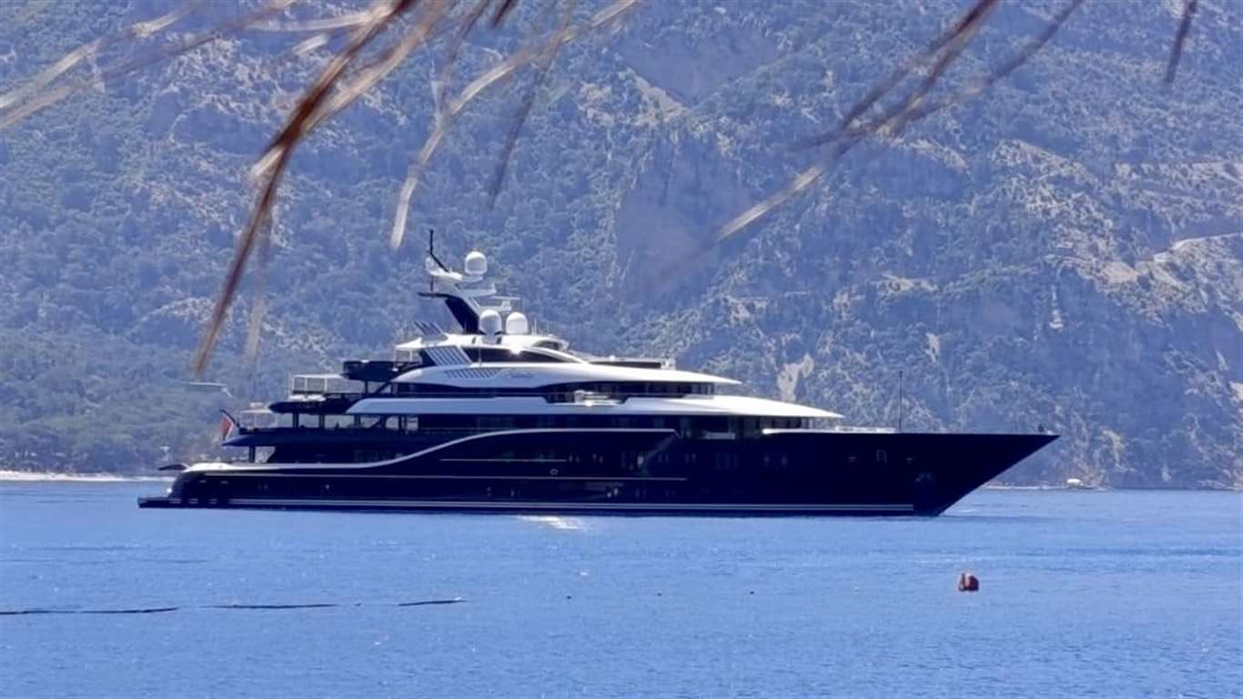 150 milyon dolarlık yüzen saray Bodrum'da haberi