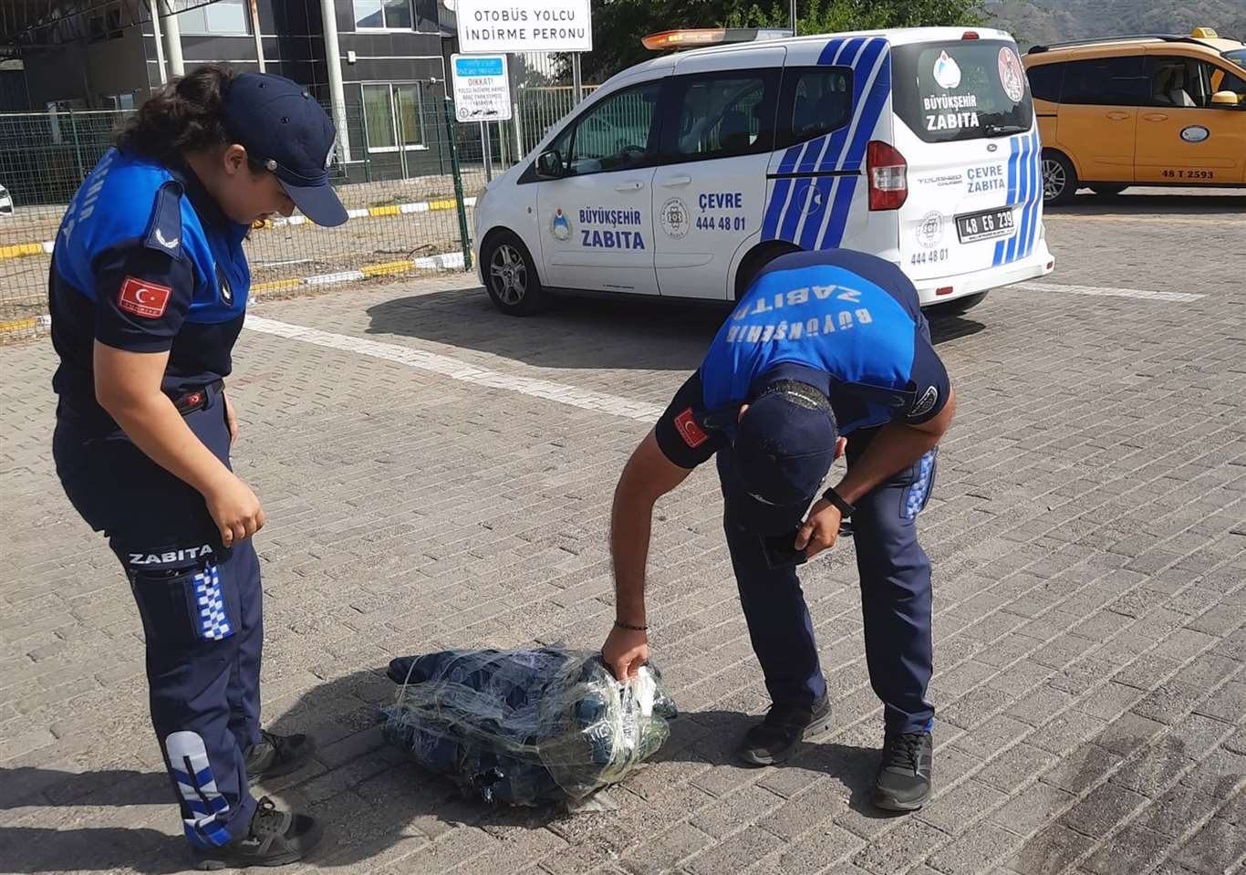 Zabıta denetimlerinde 2 bin 997 ürün satıştan men edildi haberi