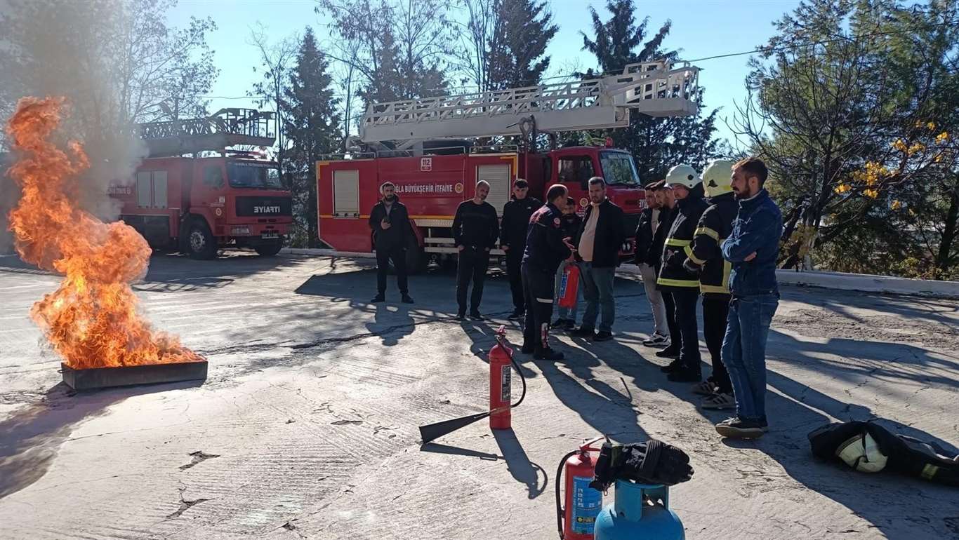 İtfaiyeden baca temizlik personeline eğitim haberi